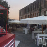 Düğün de Kiralık Şemsiyeleri